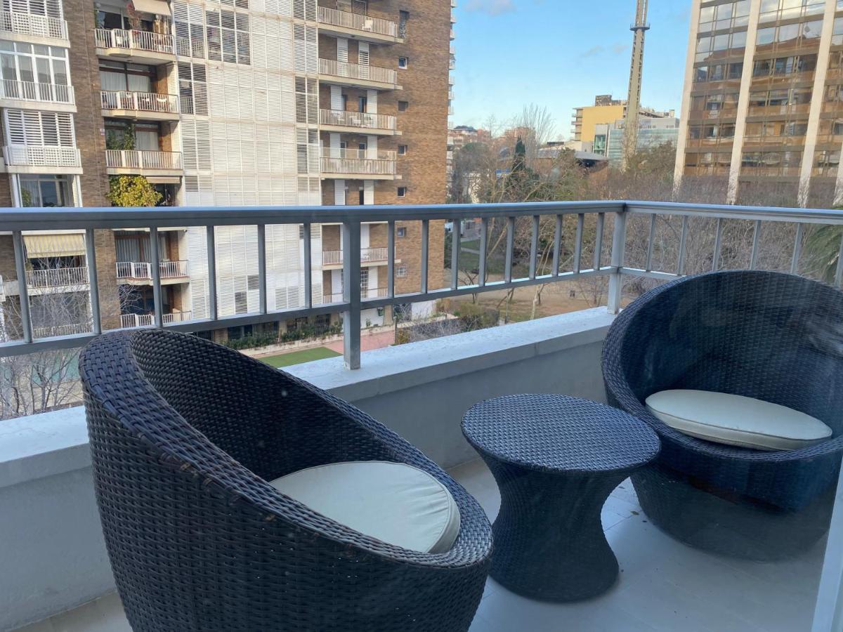 Precioso Y Tranquilo Apartamento Zona Alta Diagonal Barcelona Kültér fotó